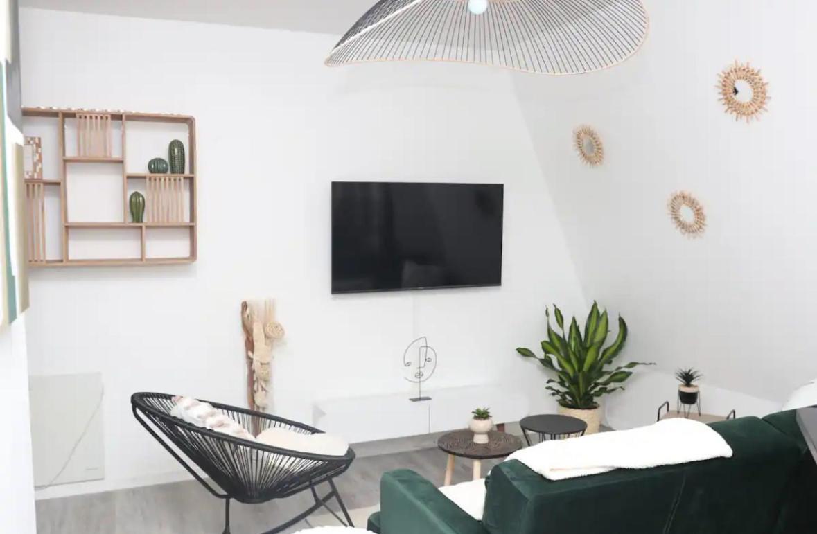Fabuleux Bed & Breakfast วิลล์แป็ง ภายนอก รูปภาพ